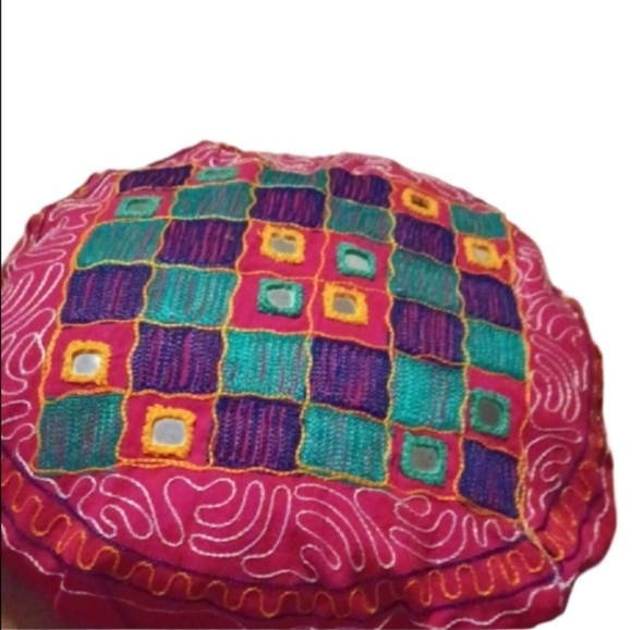 💙🏍Colorful Embroidered Round Pillow - Picture 2 of 6